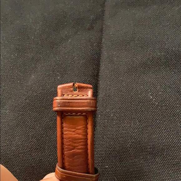 Watch - Picture 2 of 3